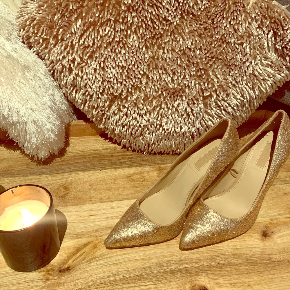 Gold F21 heels - perfect for theme party or NYE!